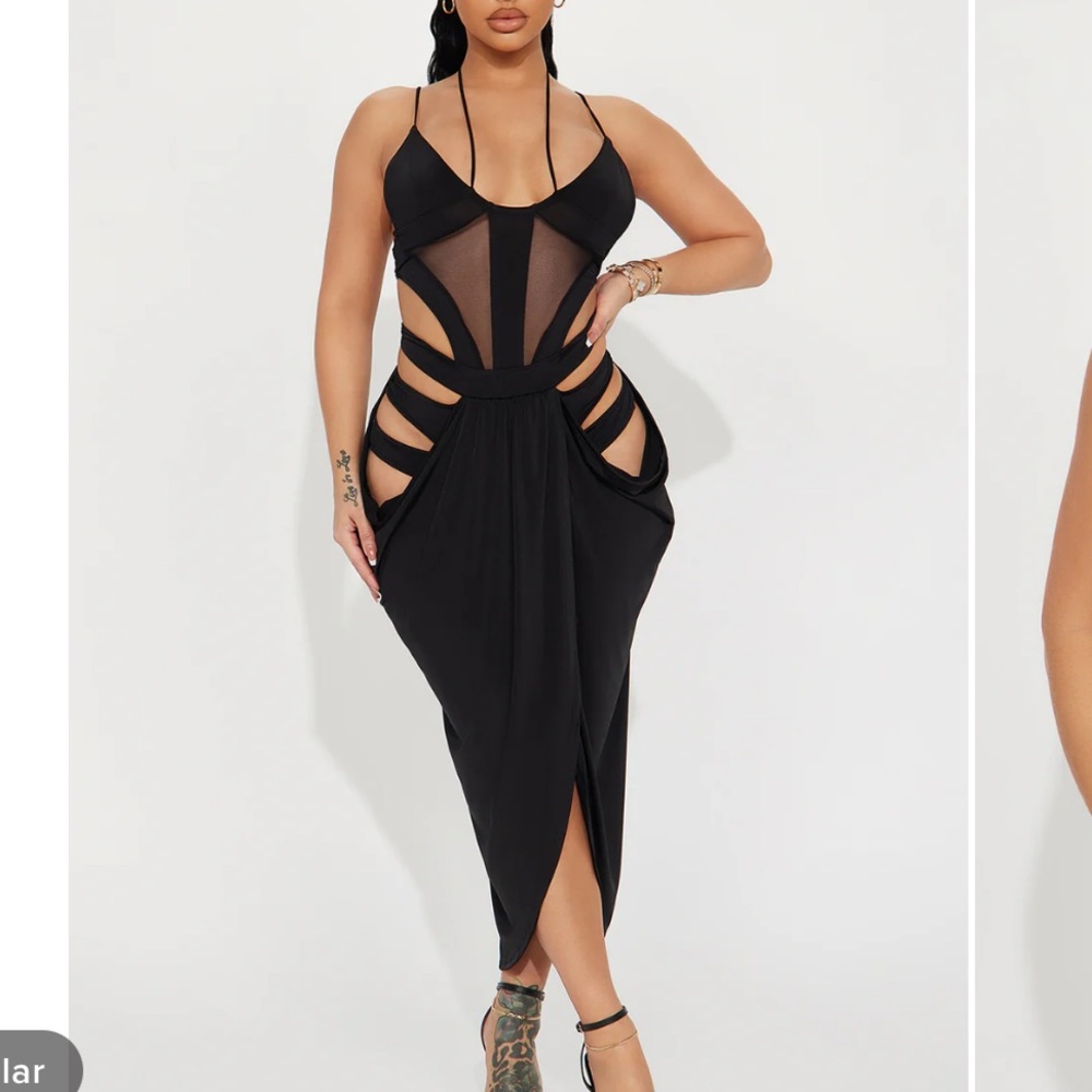 I Am The Moment Midi Dress - Black